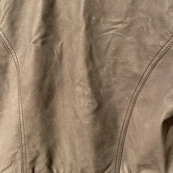 Leather cropped jacket - Picture 4 of 6